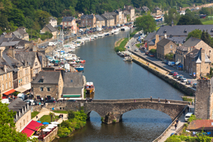 dinan